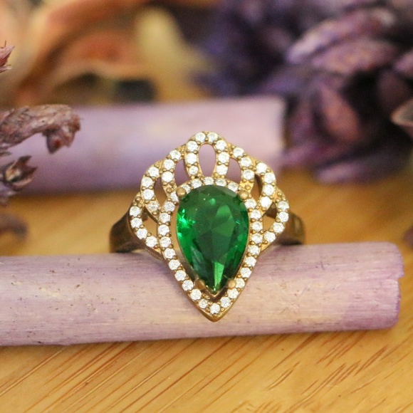 Turkish style Jewelry - Sterling Silver Emerald Topaz Ring Size 9